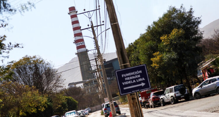 Imagen de las afueras de la fundición Hernán Videla Lira