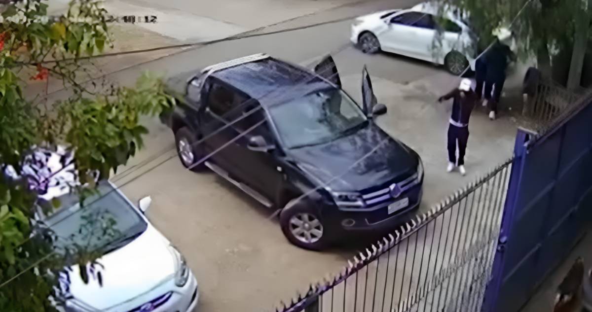Concejal de Lo Prado es víctima de encerrona: Carabineros recuperó el vehículo y detuvo a 2 asaltantes