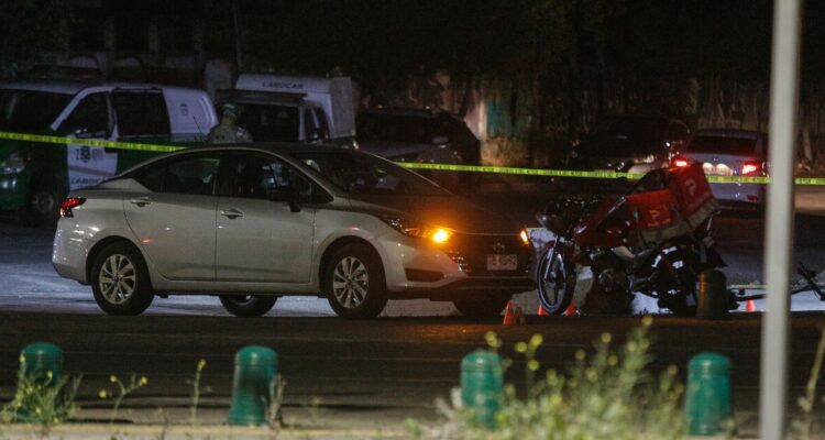 Estable dentro de su gravedad: actualizan estado de salud de carabinera atacada con granada
