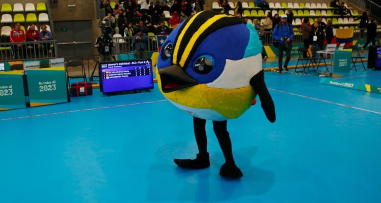 ¡Fervor por Fiu! Mayne-Nicholls anuncia gira por todo el país de la “mejor mascota” panamericana