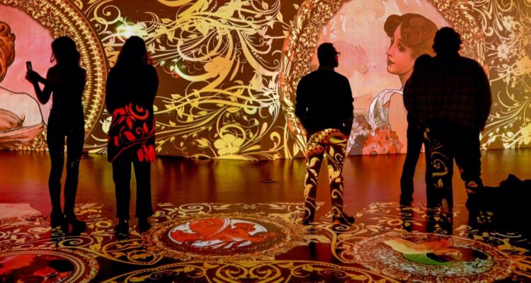 Este martes se inicia nueva experiencia inmersiva en Fixiona: “Klimt y el Art Nouveau”