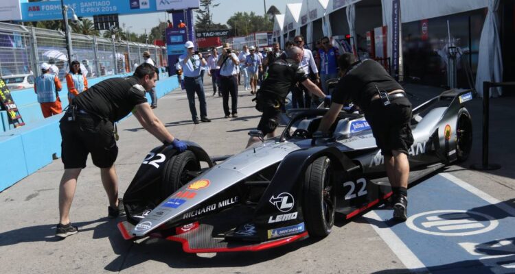 “La alcaldesa Irací Hassler nos echó”: fundador de Fórmula E explica por qué no han vuelto a Santiago