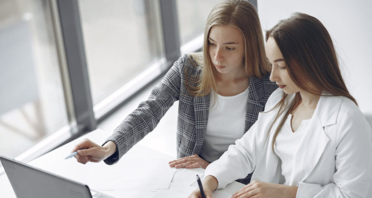 Estudio de la CPC Bío Bío revela baja participación de mujeres en cargos gerenciales o directivos