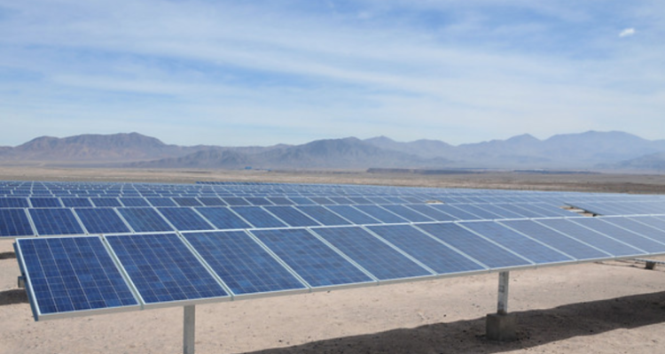 Aumento de presupuesto para Proyecto fotovoltaico en Los Ríos: monto supera los $3 mil millones