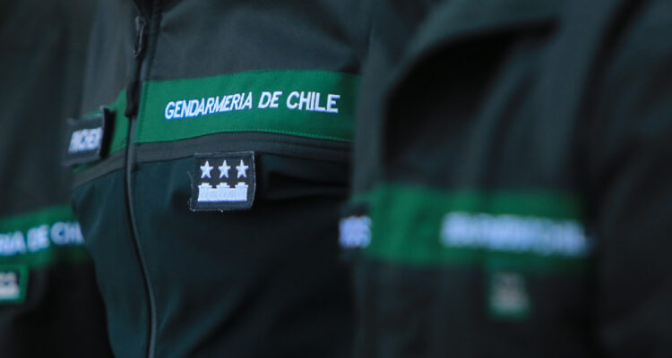 Agencia Uno | Uniforme Gendarmería de Chile.