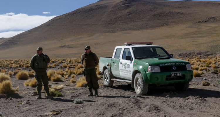 Hallan dos cadáveres en Salar Punta Negra: habrían muerto por hipotermia