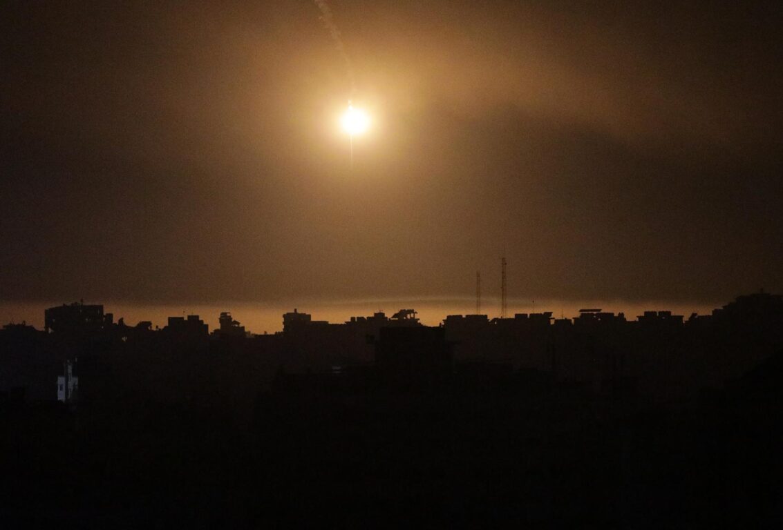 Ataque del ejército israelí sobre el norte de la Franja de Gaza