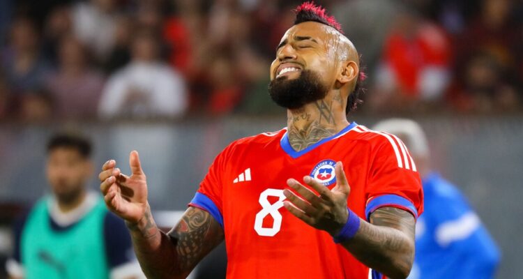 Hinchas de Colo Colo no le perdonarían a Arturo Vidal irse a Boca.