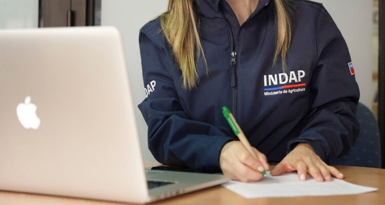 Los Lagos: funcionarios de Indap denuncian despido injustificado de 5 trabajadores en una repartición