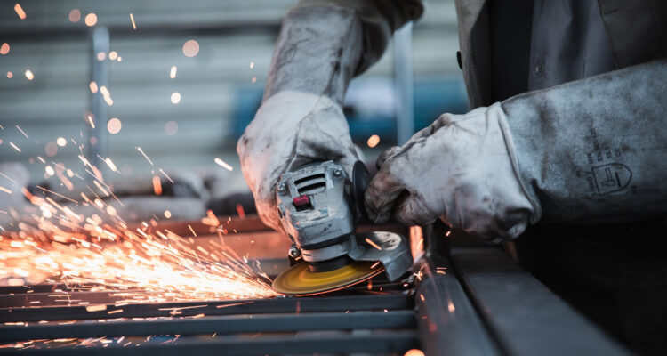 La producción industrial en Chile anota su tercer alza consecutiva gracias a la manufactura