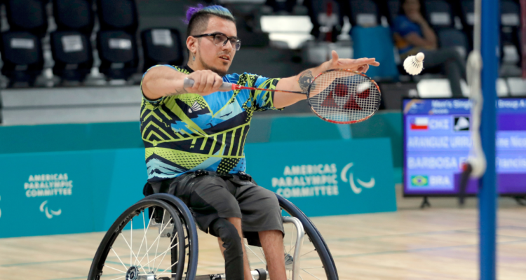 Jaime Aránguiz avanza a la final por el oro en Para Bádminton en los Parapanamericanos.