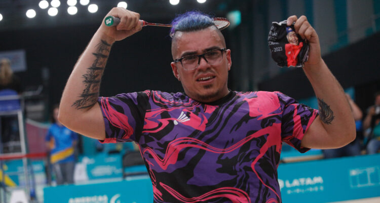 Jaime Aránguiz se queda con el oro en Para bádminton en Santiago 2023.