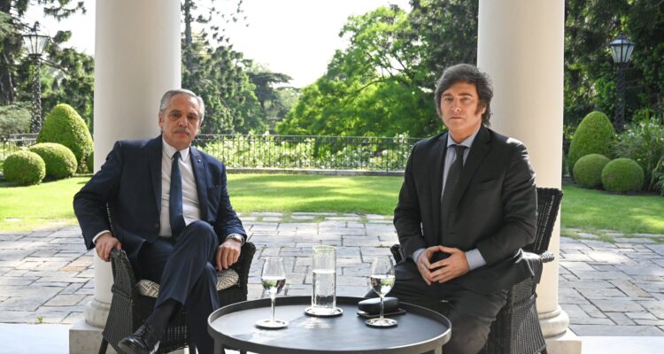 Alberto Fernández y Javier Milei