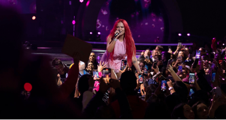 Karol G en su concierto del Festival de Viña del Mar en Chile 2023