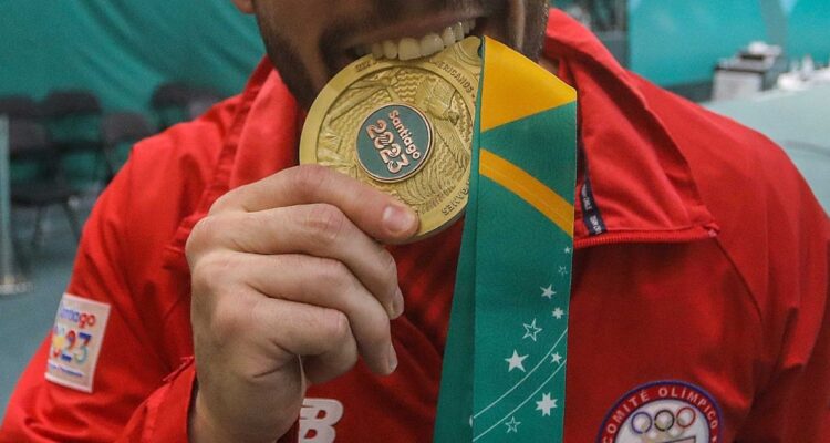Revisa una a una todas las medallas de oro plata y bronce ganadas por el Team Chile en los Juegos Panamericanos de Santiago 2023 y quiénes las ganaron.