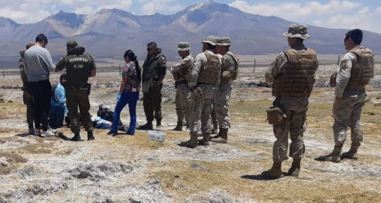 Muere migrante mientras intentaba ingresar a Chile por paso inhabilitado en Colchane