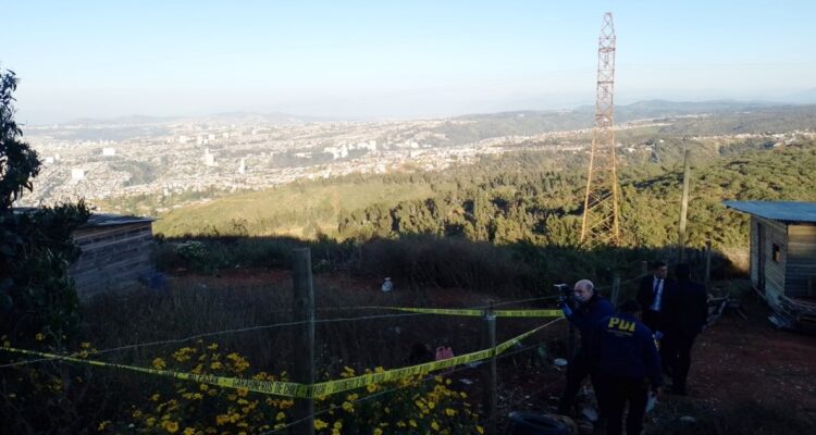 PDI investiga hallazgo de osamentas humanas en un cerro de Valparaíso