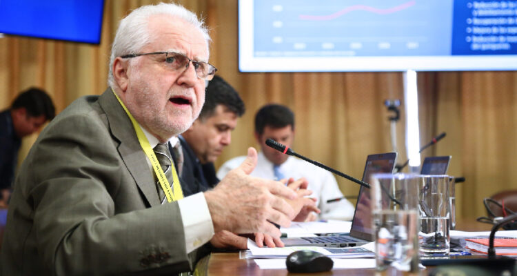 Máximo Pacheco, presidente del directorio de Codelco, en sesión de la Comisión de Minería de la Cámara Baja