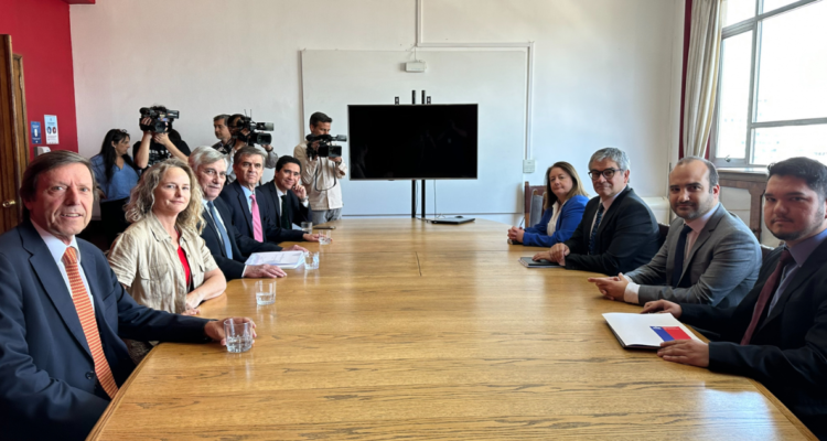 Pacto fiscal Comité de Expertos estima recaudación de US$ 570 millones