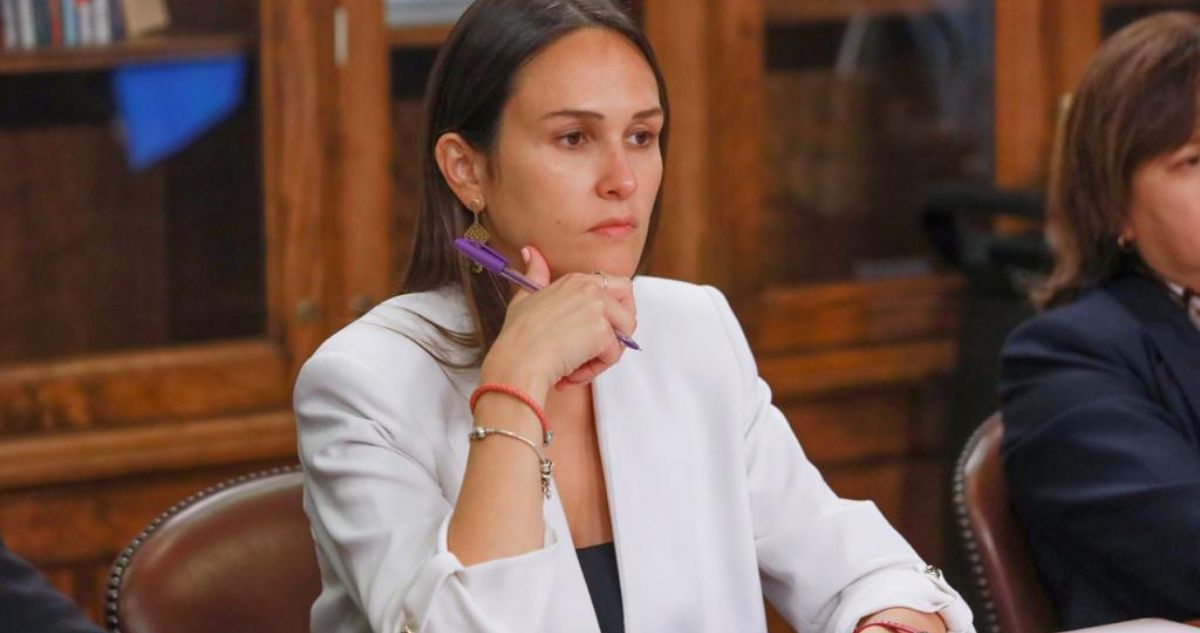 Ofician por segunda vez a la Dipres para que entregue detalles de los 60 mil nuevos empleados públicos