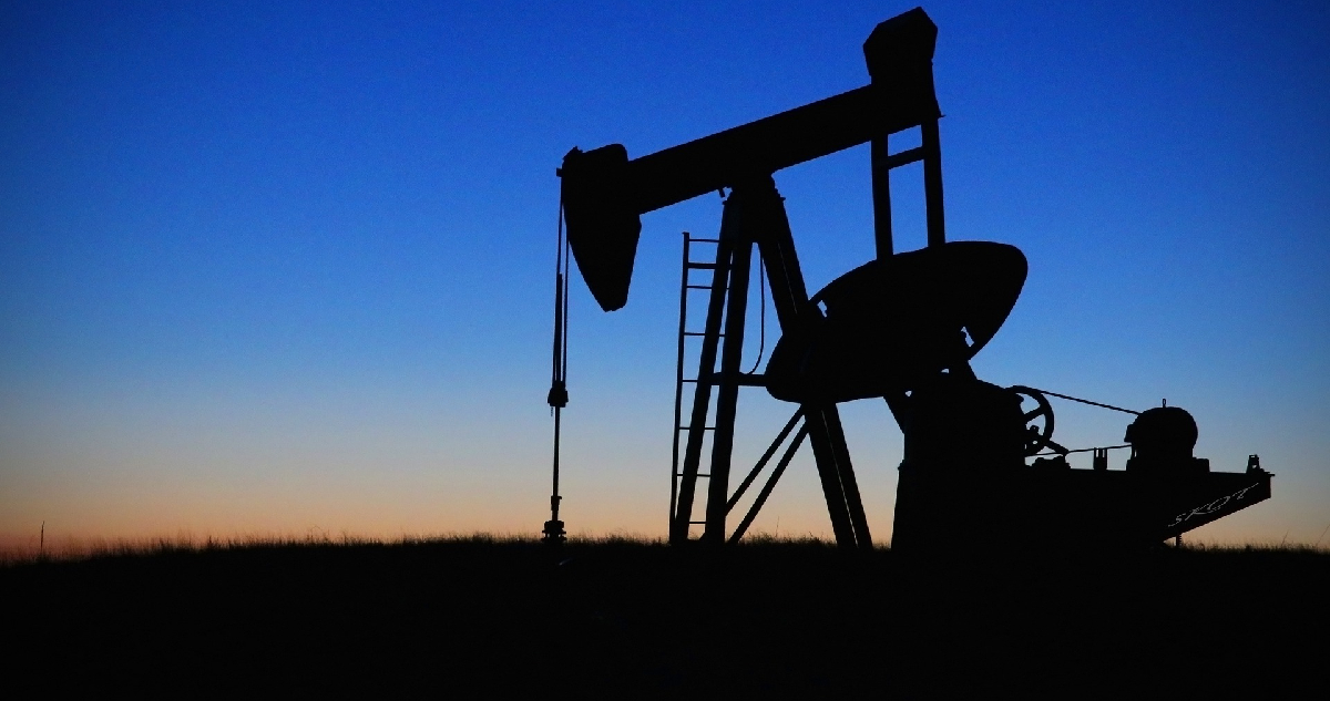 bomba extractora de petróleo