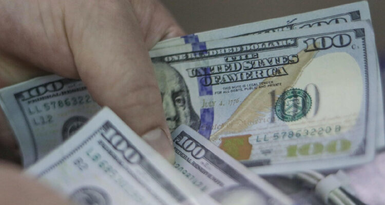 billetes de 100 dólares