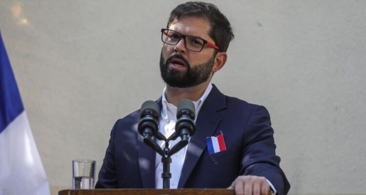 Presidente Boric a mujeres: “No se puede retroceder en los derechos que ustedes han ganado”