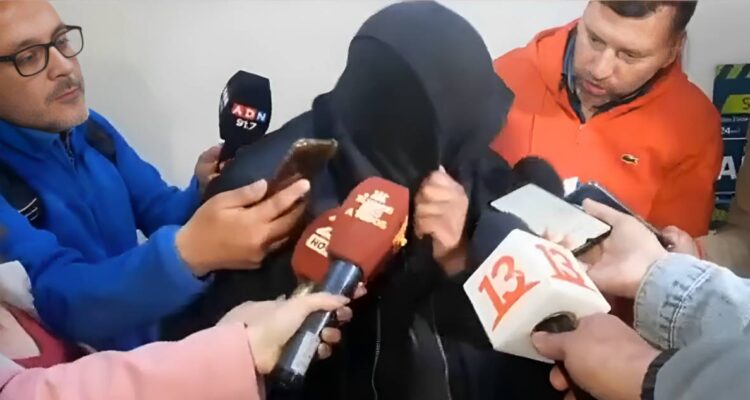 Revelan detalles por hombre quemado fuera de Santiago 1: esperaba que primo saliera de la cárcel