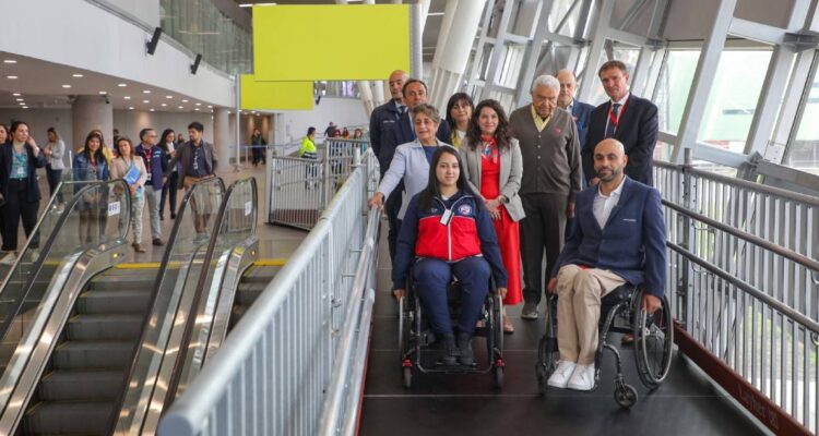 Inauguran rampa de accesibilidad en Aeropuerto de Santiago de cara a los Juegos Parapanamericanos