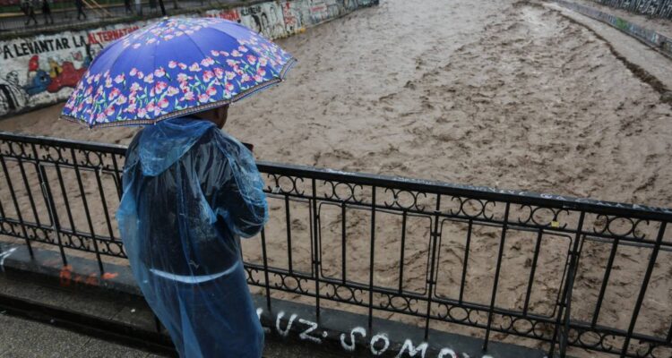 Declaran Alerta Temprana Preventiva en la RM por turbiedades en ríos Mapocho y Maipo