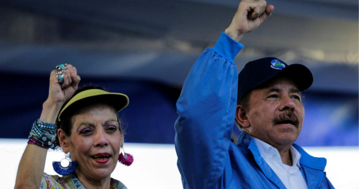 Rosario Murillo junto a Daniel Ortega