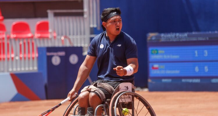 Alexander Cataldo avanzó a semifinales de Santiago 2023.