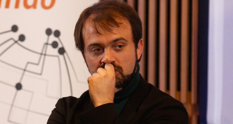 SUSPENDEN POR UN MES A ALCALDE DE VALPARAÍSO