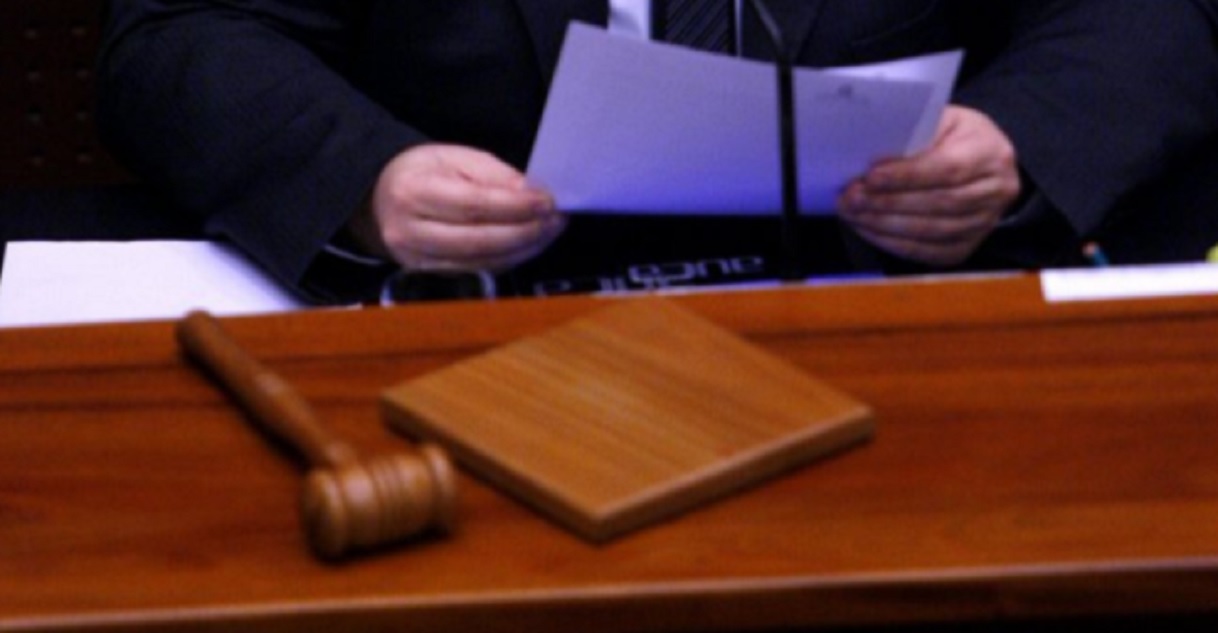Tribunal