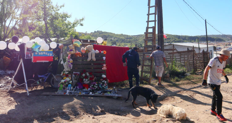 El Servicio Médico Legal confirmó la identidad de 13 de las 14 personas fallecidas en el incendio de Coronel, en la región del Biobío
