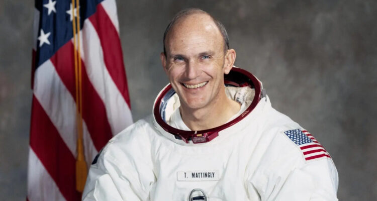 Muere a los 87 años Thomas K. Mattingly II, astronauta del programa Apolo que pisó la Luna en 1972