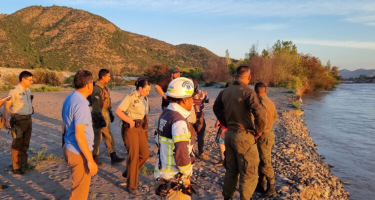 Encuentran cuerpo de madre que se lanzó a río Tinguiririca para rescatar a su hijo de 5 años