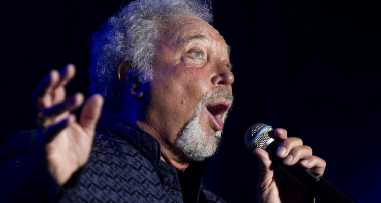 Tom Jones regresa a Chile tras 7 años de ausencia: Revisa aquí precios y coordenadas