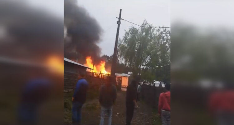 No había ventanas para escapar vecinos de campamento en Coronel detallan precaria condición de vida