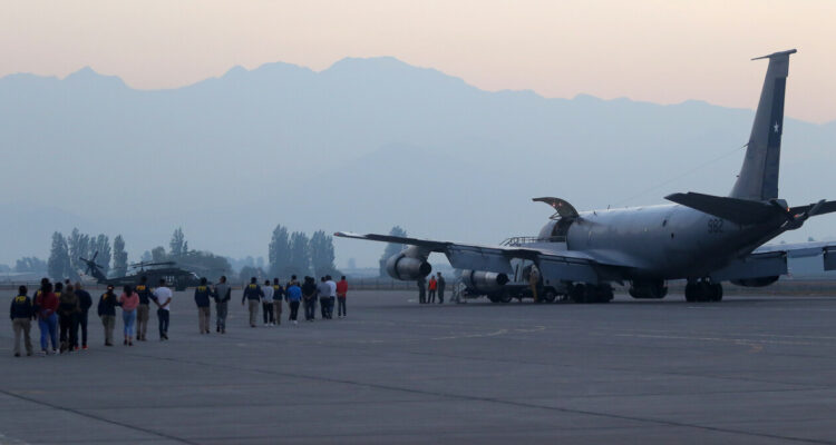 Venezuela negó aterrizaje de avión con expulsados desde Chile