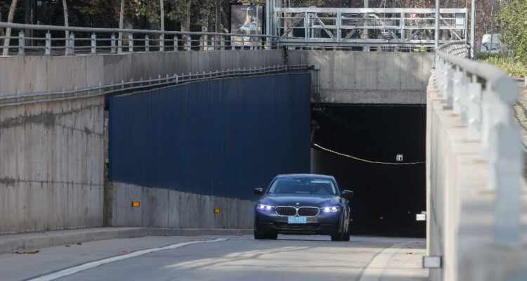 Sernac demanda a Autopista Vespucio Oriente por filtraciones de agua: buscará que compense a usuarios