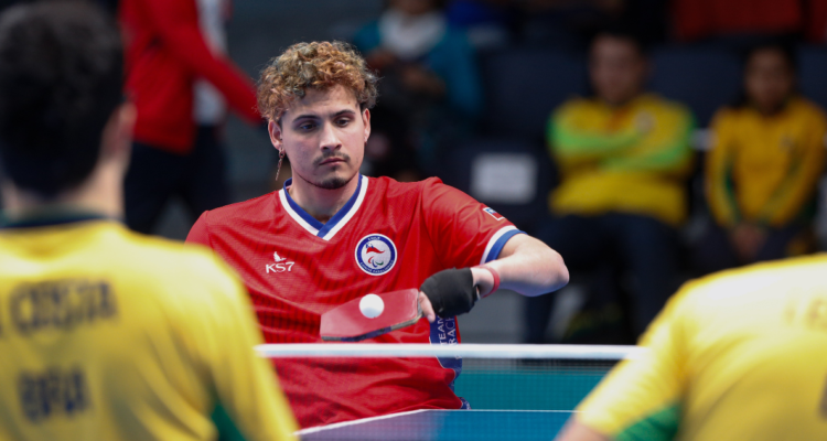 Vicente Leiva lamenta la perdida del oro en los Parapanamericanos.