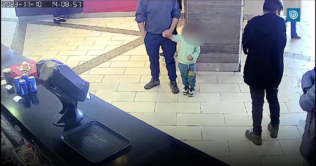 Video muestra momento en que detona primera bomba de ruido en el Mall del Centro de Concepción