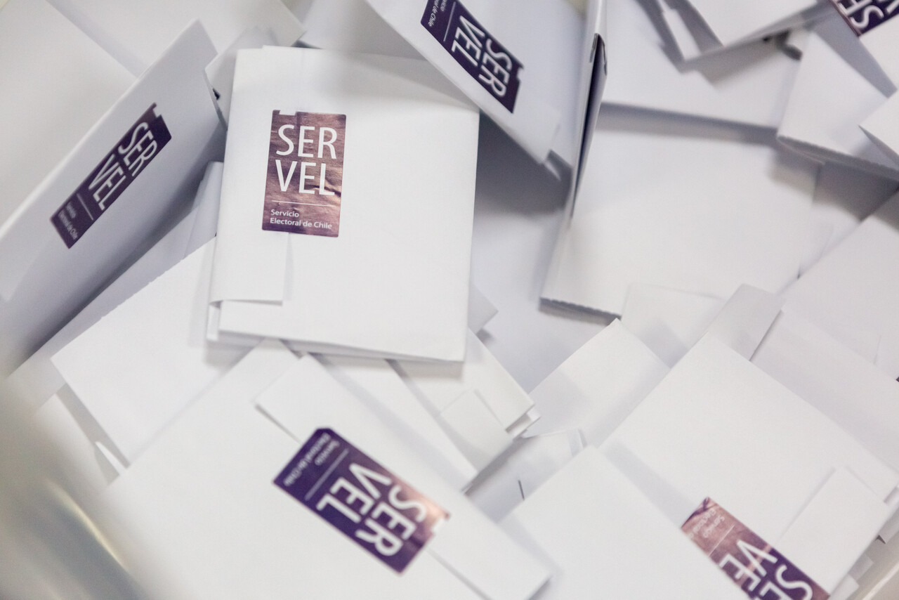¿Cómo saber dónde me toca votar o realizar el voto? El Servel habilitó una plataforma de consulta en línea donde solo debes ingresar tu rut para revisar.