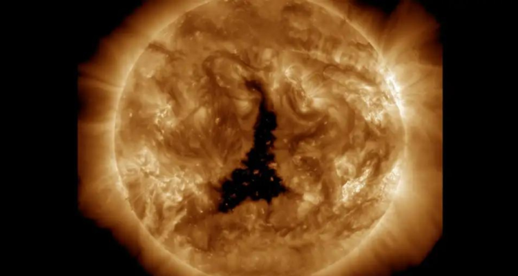 NASA/SDO and the AIA, EVE, and HMI science teams.