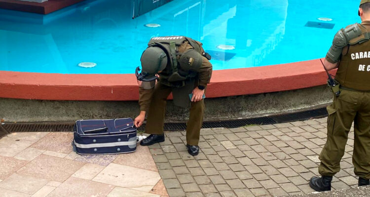 Alerta en Temuco por posible artefacto explosivo en Plaza Aníbal Pinto: era maleta abandonada