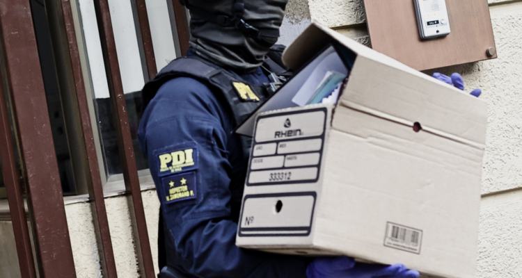 $240 mil millones en operaciones “fantasmas”: cae enorme red que usó facturas para defraudar al fisco