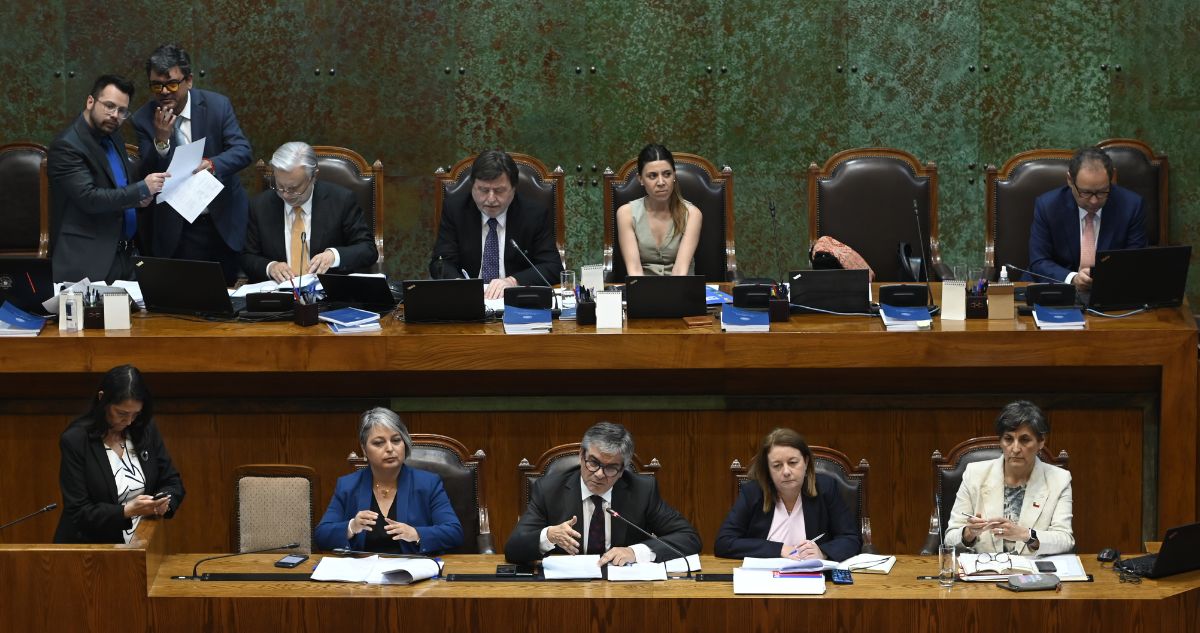 Cámara aprueba reajuste al sector público con alza salarial de 4,3% y adelanto del ICSA