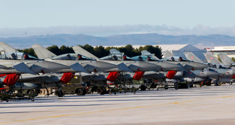 Aviones militares rusos y chinos penetraron en zona de identificación aérea de Corea del Sur