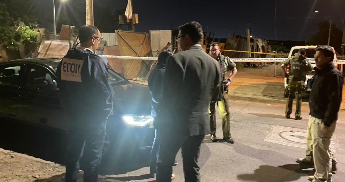 Cuatro personas heridas dejan dos balaceras en la RM: una ocurrió en una feria navideña
